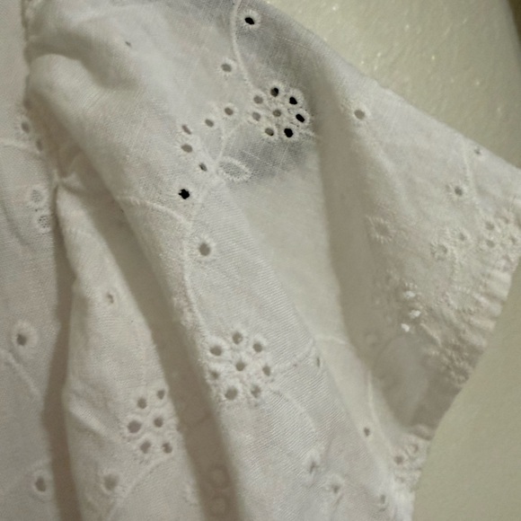 Time and Tru White Eyelet Blouse Flutter Sleeve Peplum Top Cottagecore - Picture 4 of 7